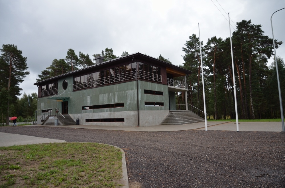 Dirhami Külalistemaja. Valminud 2014. aastal.