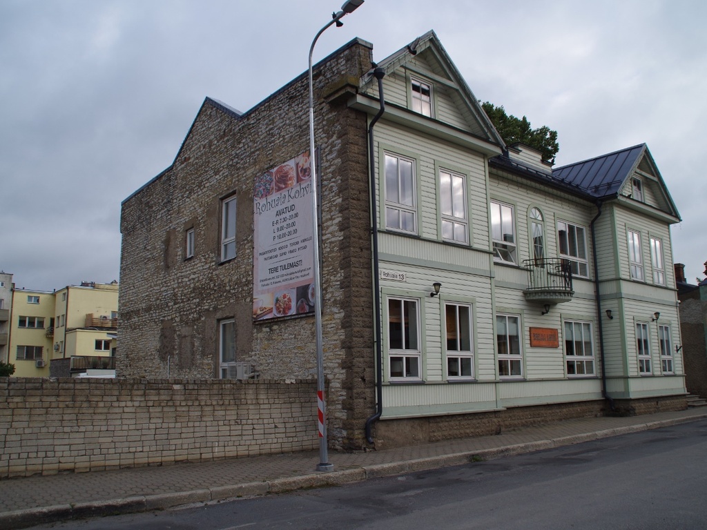 Rohuaia tänav 13 Rakveres - Rohuaia street 13 at Rakvere rephoto