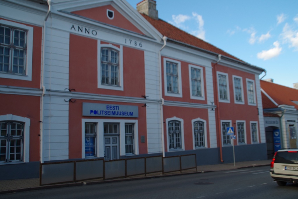 Rakvere kohtuhoone - This is a photo of cultural heritage monument of Estonia number rephoto