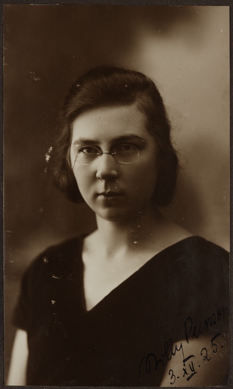 Eesti Naisüliõpilaste Seltsi liige Camilla Padrik/Punson, rindportree