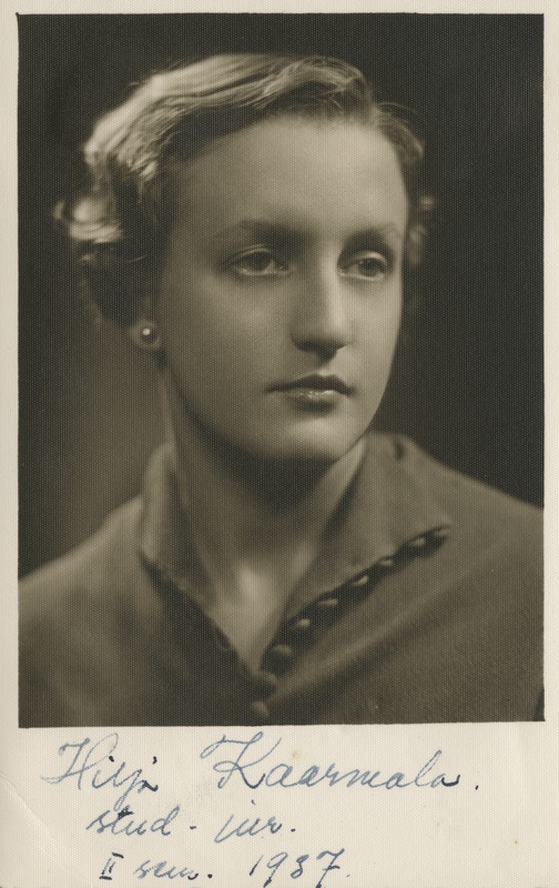 Eesti Naisüliõpilaste Seltsi liige Hilja Kaarmala, portreefoto