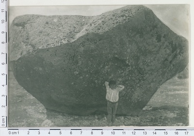 Hiiumaa, Tõllu kivi 1894  duplicate photo