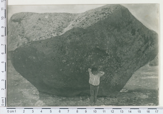 Hiiumaa, Tõllu kivi 1894