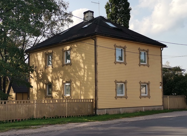 Raua 23. Tartu, 1990. Foto: Harri Duglas. rephoto