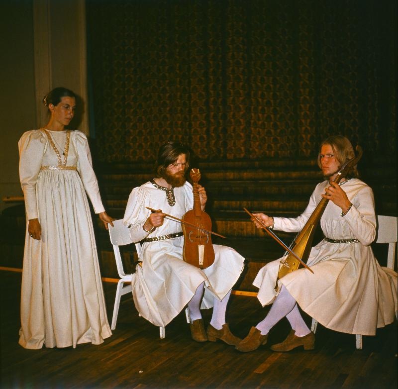 Vanamuusika ansambel Hortus Musicus esinemas.