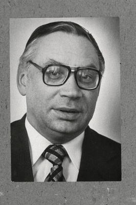 Klauson, Vladimir - Eesti NSV ehitusmaterjalide tööstuse minister.  similar photo