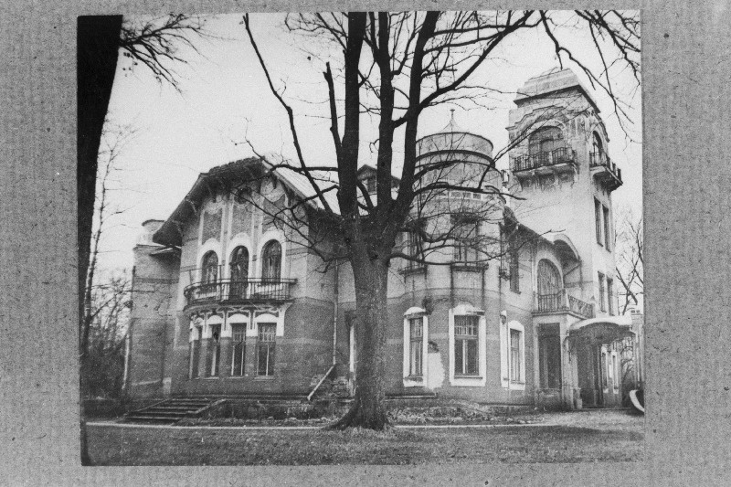 Sanatooriumi "Sõprus" välisvaade.