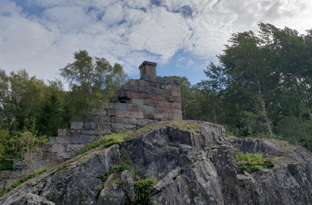 Vallisaari, distance meter rephoto