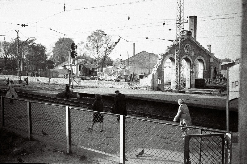 Vana raudtee depoo lammutamine Balti jaama juures.