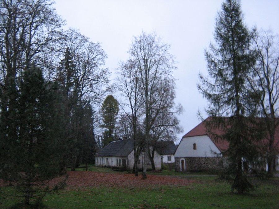 Taagepera Manor