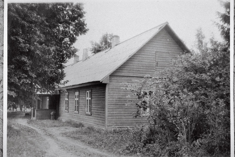 Laane koolimaja Rasinas.