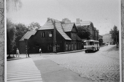 Endise Tallinna metsaülema Kühnerti maja Pärnu mnt 29.  similar photo