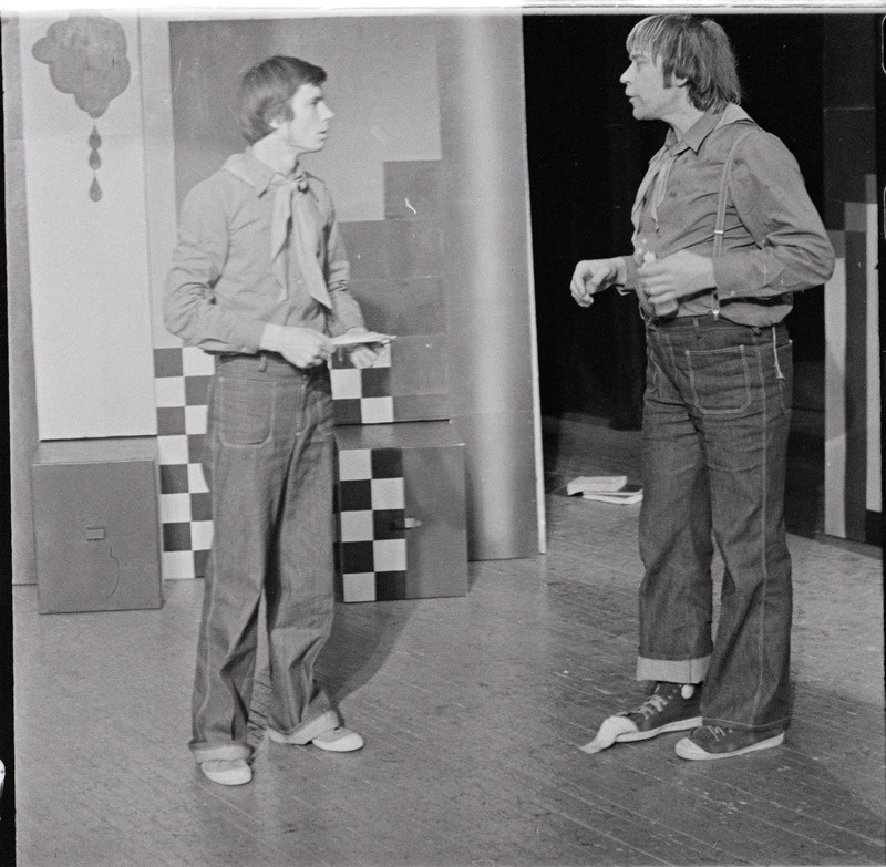 Jaan Rannap. Agu Sihvka annab aru. Rakvere Teatri lavastus