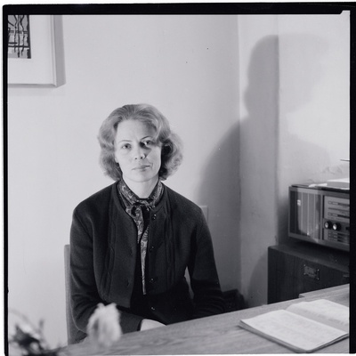 Rakvere Koduloomuuseumi ekspositsiooni osakonna juhataja Odette Kirss  similar photo