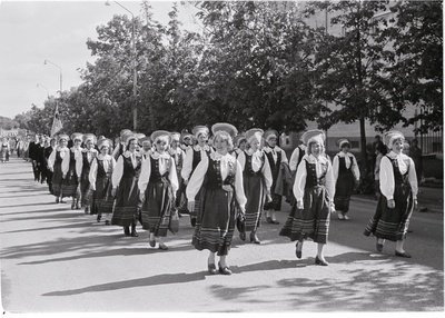 Põhja-Eesti segakooride laulupäev Rakveres  similar photo