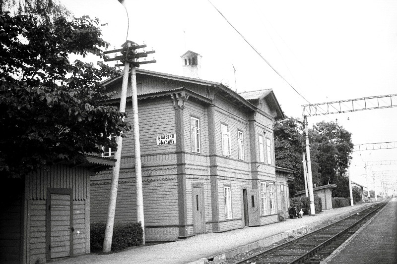 Raasiku raudteejaam.