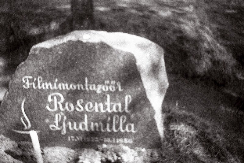 Filmimonteerija Ljudmilla Rosentali hauakivi Pärnamäe kalmistul.