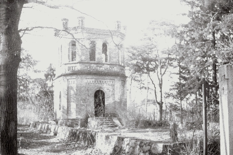 Kaupmees Joachim Kochi perekonnakalmistu kabel Pirital.