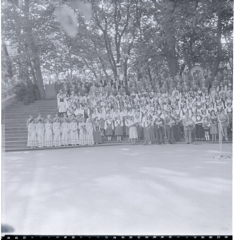 Saaremaa laulupidu 1983, lõpetamine