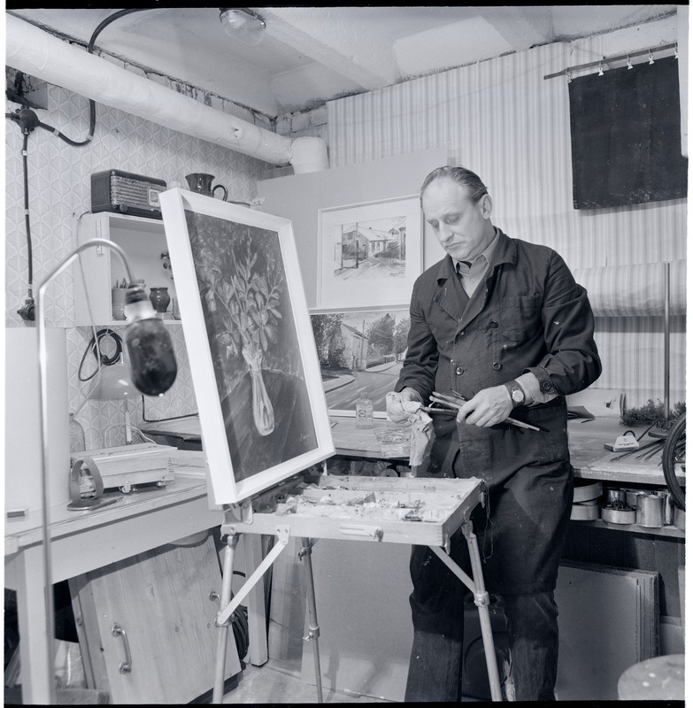 Kunstnik Mati Maripuu maalimas