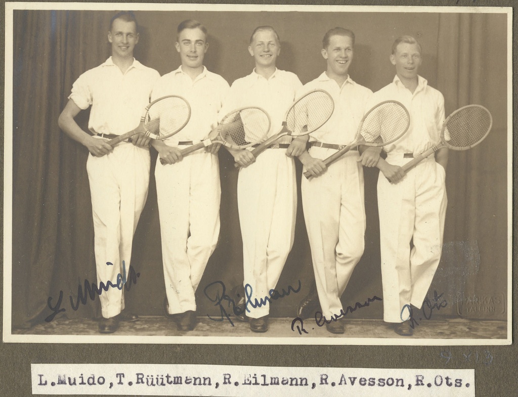 Jakob Westholmi Erahumanitaargümnaasiumi tennisemängijad