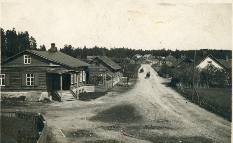 Vana Iisaku ca 1920. a. Vaade Kalmu maja juurest Jõhvi suunas