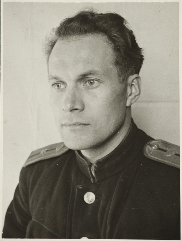 Tartu Raudtee Tehnikakool: õpetaja (alates 1948) F. Uleksin, portreefoto, 1940. aastad.