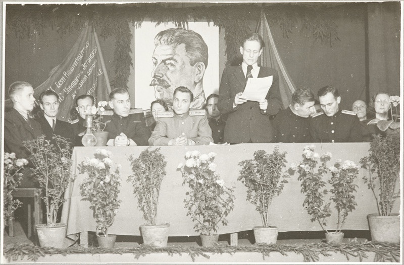 Tartu Raudtee Tehnikakool: kooli 5. juubeliaastapäeva koosoleku presiidium, oktoober 1949.