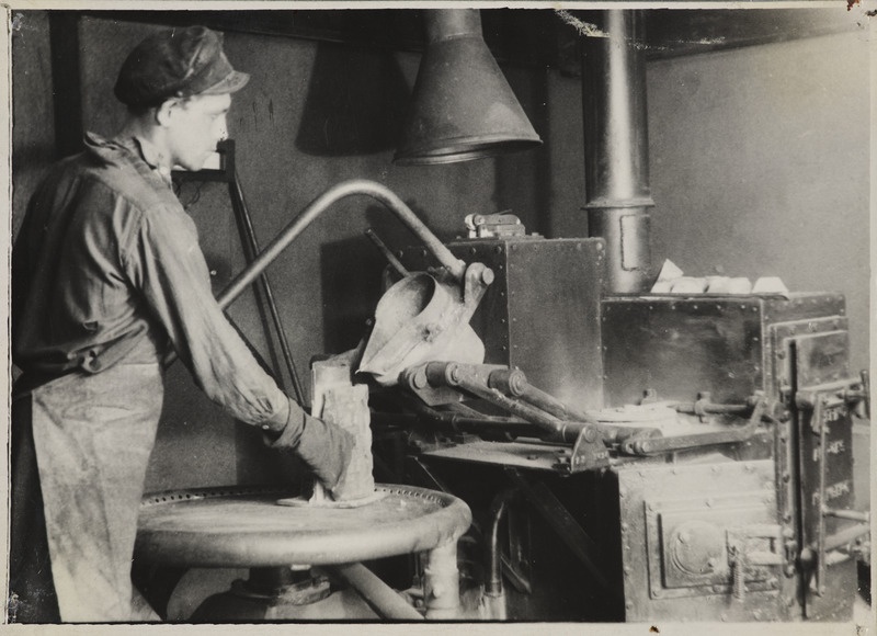 Tallinna vagunijaoskond: laagri valamine, 1955.