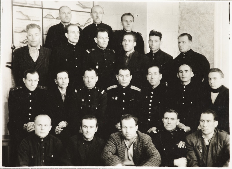 Tartu Raudtee Tehnikakool: teemeistrite õppegrupi lõpetajad, jaanuar 1947.