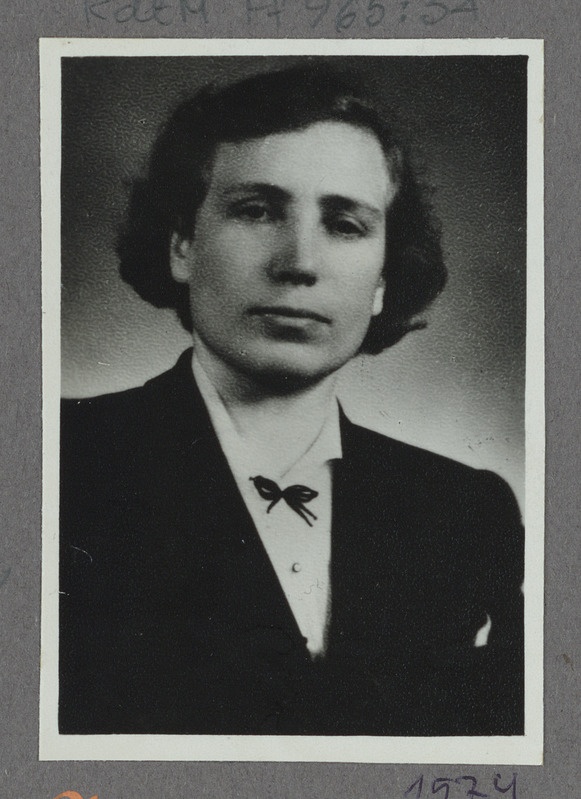 Eesti raudtee: Valga vagunijaoskonna rattatsehhi meister Anna Juškina, portreefoto, ca 1960