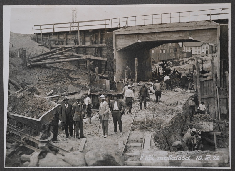 Rohu tänava viadukti ehitus Tallinnas: teise lüli mullatööd, 10.juuli 1926.
