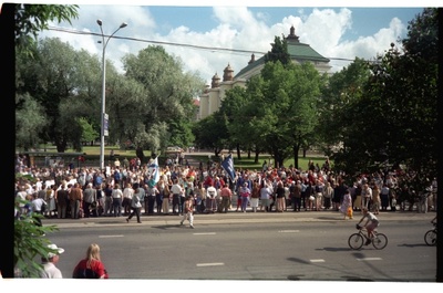 XXIII laulupeo ja XVI tantsupeo rongkäik Tallinnas  similar photo