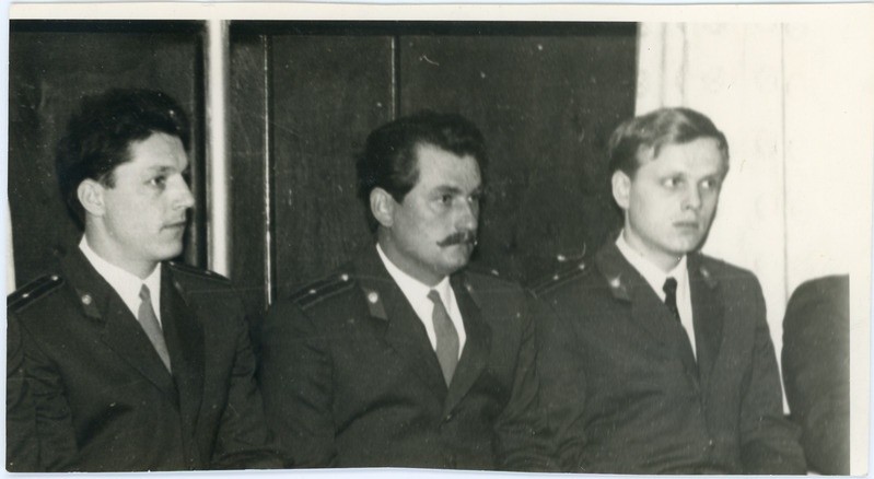 Raudteemiilitsa nooremleitnandid P. Novohatski, P. Platonov ja Lembit Allingu, 1970. aastad