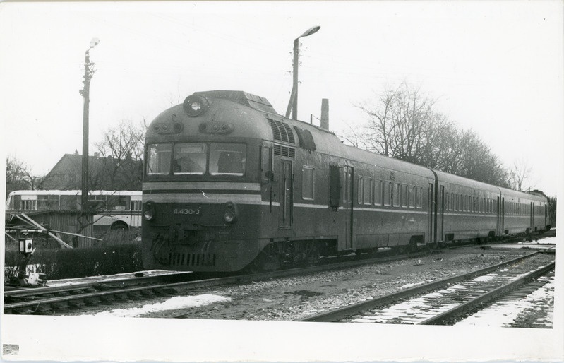 Diiselrong D1-430 Türi jaamas, 1983, foto: Ilmar Adamson