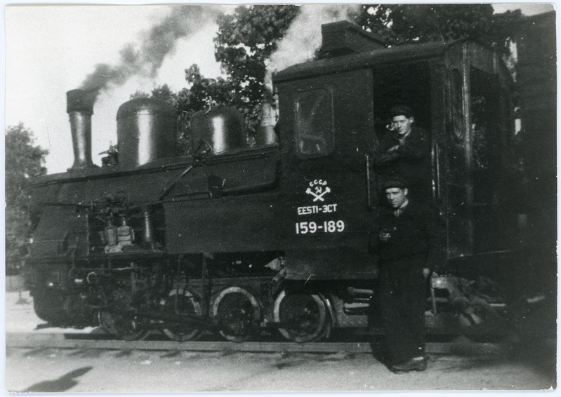 Kitsarööpmeline auruvedur 159-189 Pärnus, ca 1950