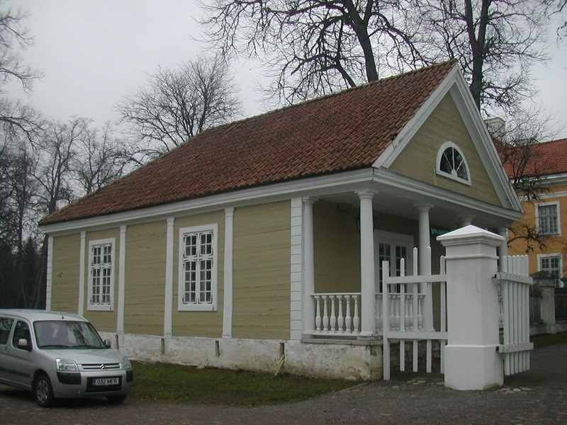 Palmse Manor's cabin house