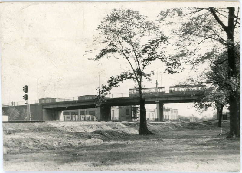 Pärnu maantee viadukt Tallinnas, vaade raudtee poolt, 1960.-1970. aastad