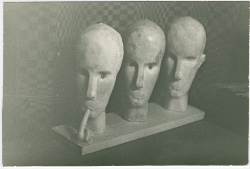 Teos "Sümpoosion" näitusel