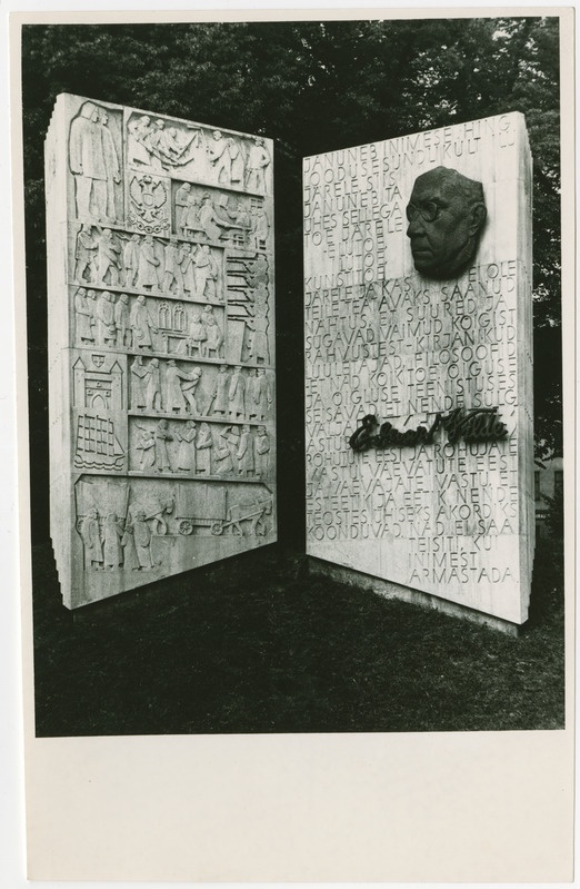 Eduard Vilde monument