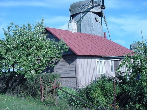 Residential building Angla Tedre Farm at the wind of the Saare County Leisi County