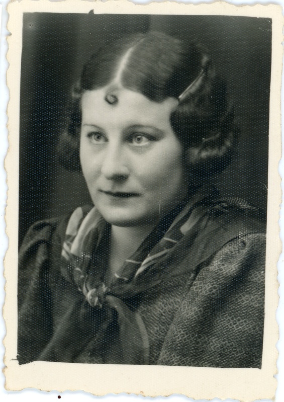 Metsküla ÜENÜ liikmeid ja seltskonnategelasi ca 1932. a Meeri Selliov