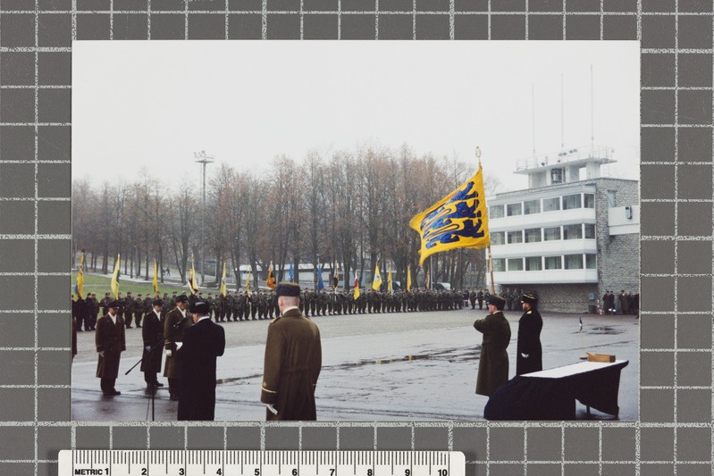 Lipu annetamine Kaitseväele