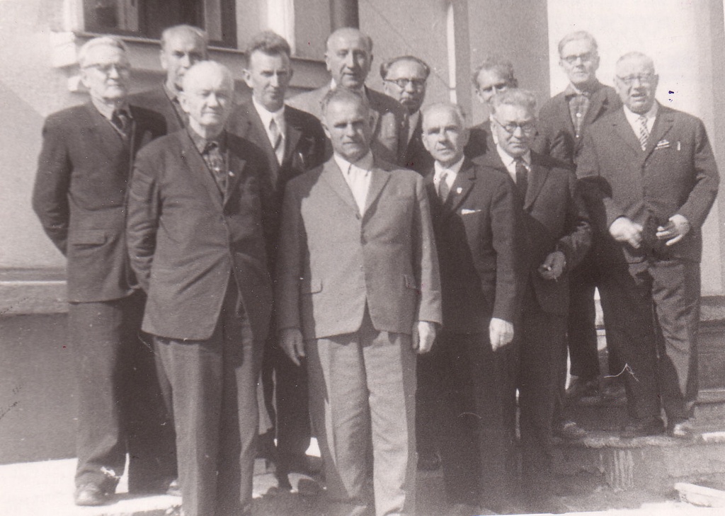 Spordiveteranide presiidiumi koosolekust osavõtjad 1967