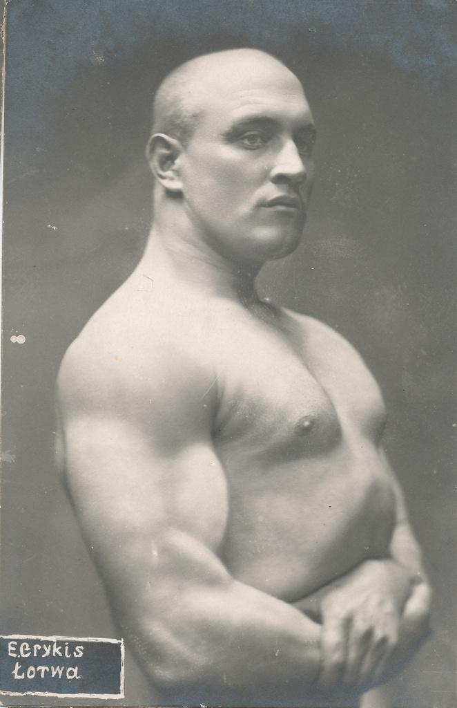 Raskejõustiklane E. Grykis