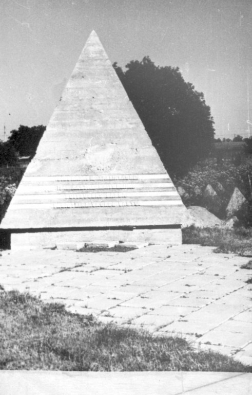 Monument for the celebration of Harku defensive decisions in 1941 Harju County Harku County