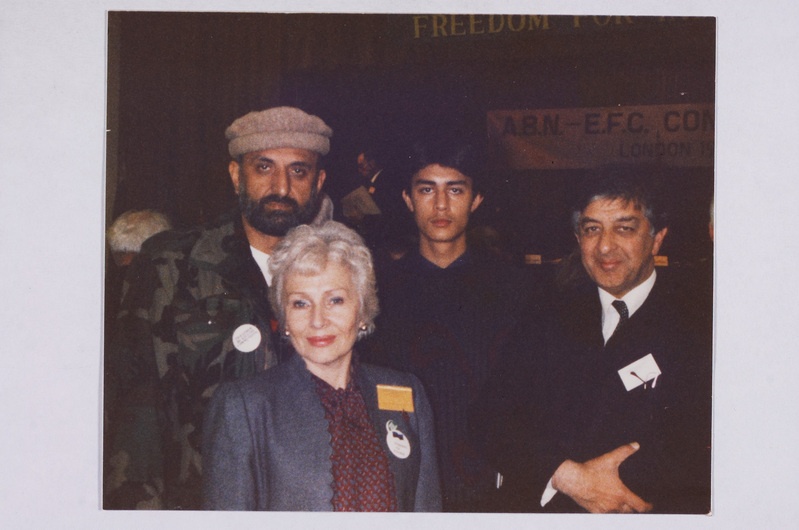 Euroopa Vabadusnõukogu konverentsi Londonis 1985, Lietta Sander de Barrero koos Afganistani delegaatidega