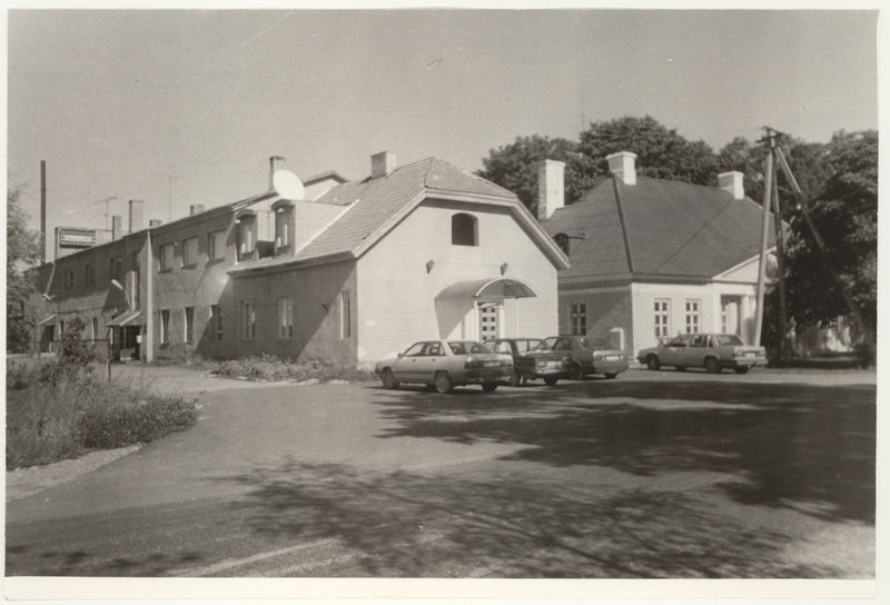 Jõelähtme raamatukogu ja vallavalitsus