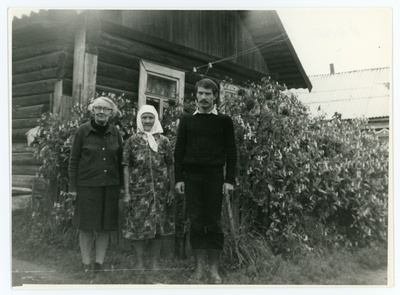 M. Leptšikova juures, august 1984  similar photo