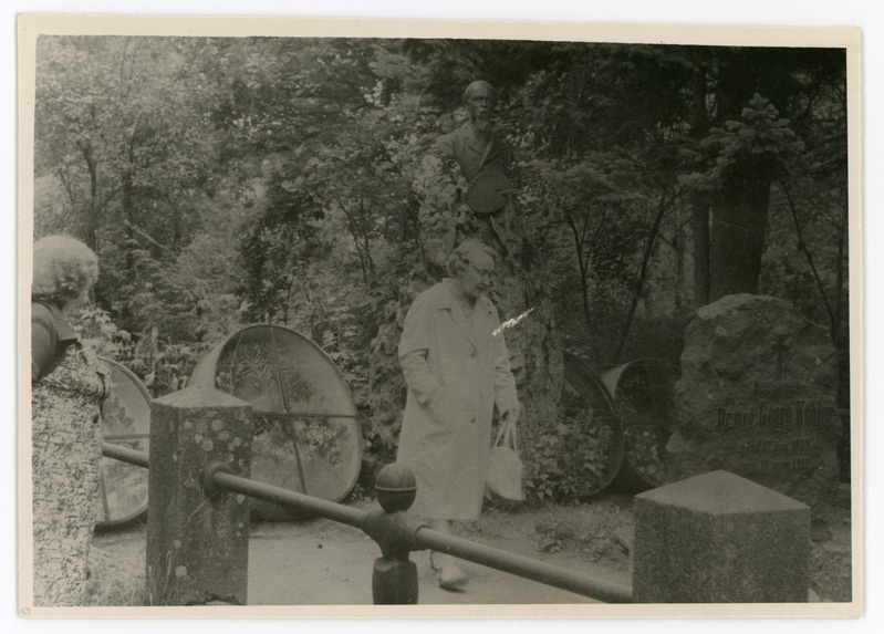 Paula Palmeos ?Ungari surnuaial